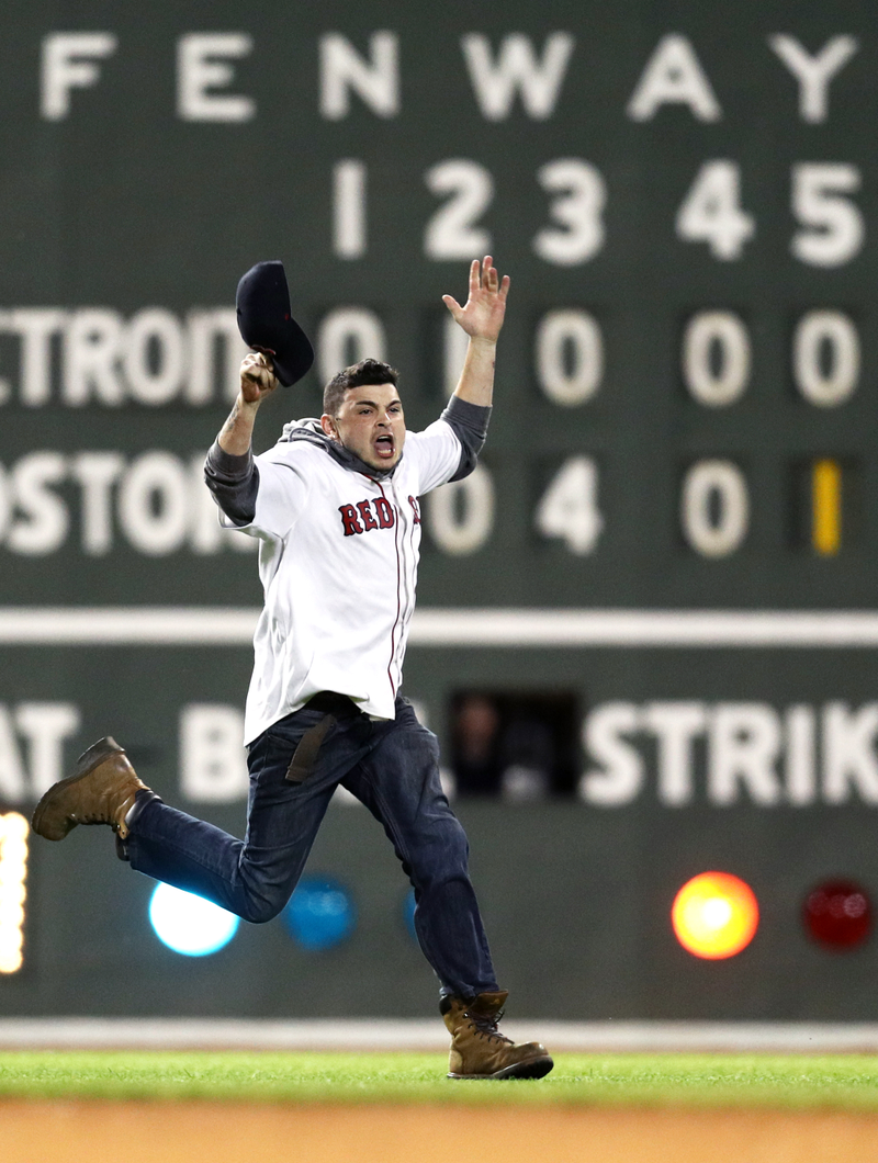 Illustration for article titled Chowdahead On The Field At Fenway Park Gets Blindsided By Security In The Outfield